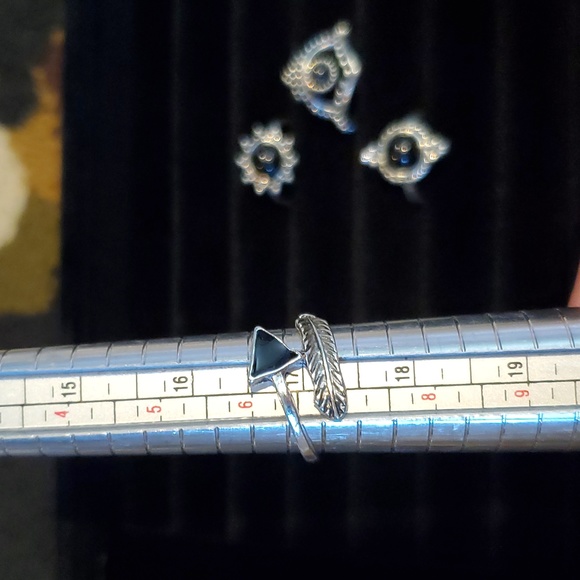 Set of 4 onyx fashion rings - Picture 3 of 5